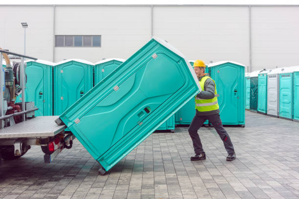 Porta potty delivery and setup in Iselin, NJ
